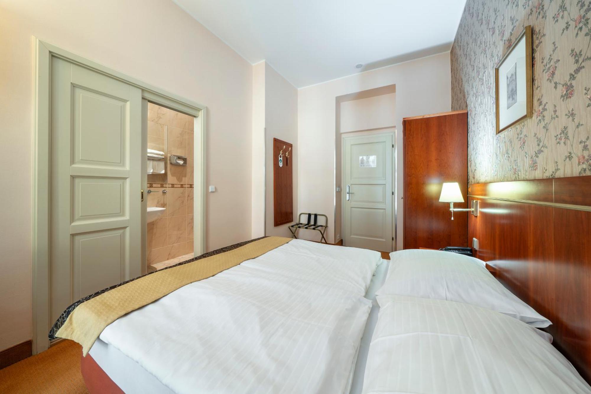 Hotel Raffaello Praha Eksteriør bilde