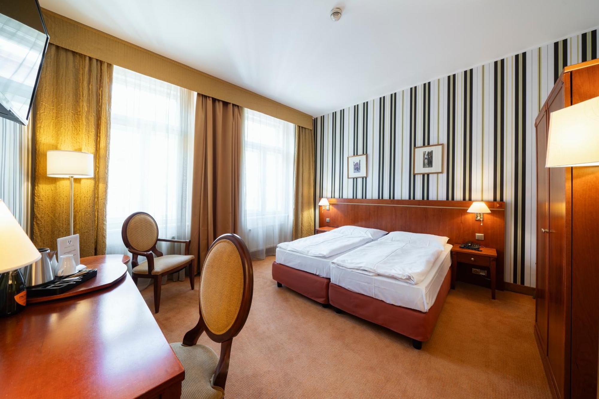 Hotel Raffaello Praha Eksteriør bilde